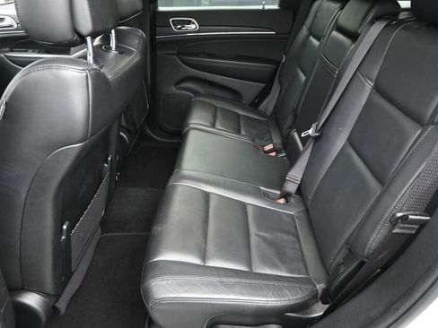 Used 2020 Jeep Grand Cherokee Limited w/ Trailer Tow Group IV image 11