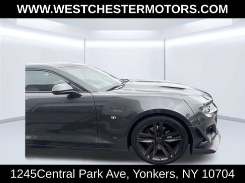 Used 2016 Chevrolet Camaro SS RWD image 10