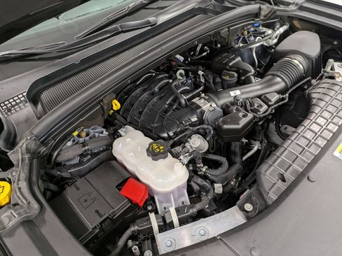 Used 2025 Jeep Grand Cherokee Overland AWD/4WD image 31
