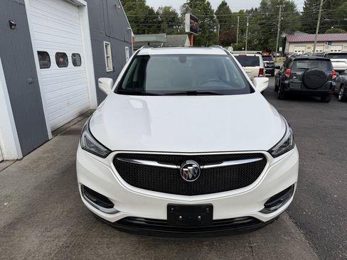 Used 2020 Buick Enclave Essence w/ Sport Touring Edition AWD/4WD image 2