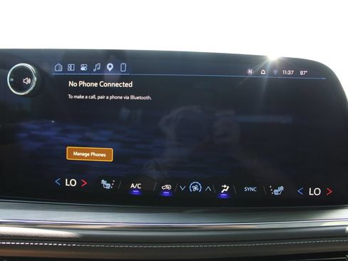 Used 2025 Chevrolet Tahoe Z71 w/ Comfort Package AWD/4WD image 59