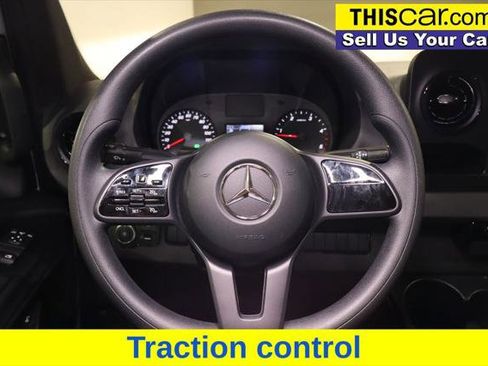 Used 2020 Mercedes-Benz Sprinter 2500 image 13