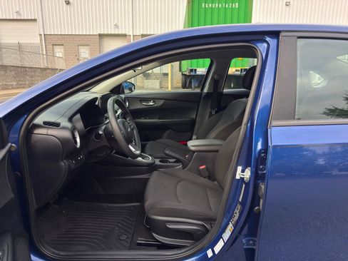 Used 2019 Kia Forte LXS image 18