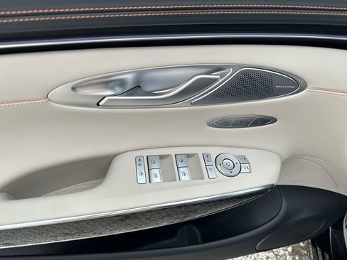 Used 2026 Genesis GV70 3.5T Sport Prestige image 12