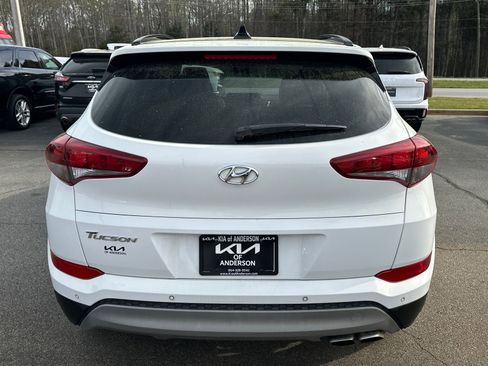 Used 2018 Hyundai Tucson Value w/ Cargo Package image 4