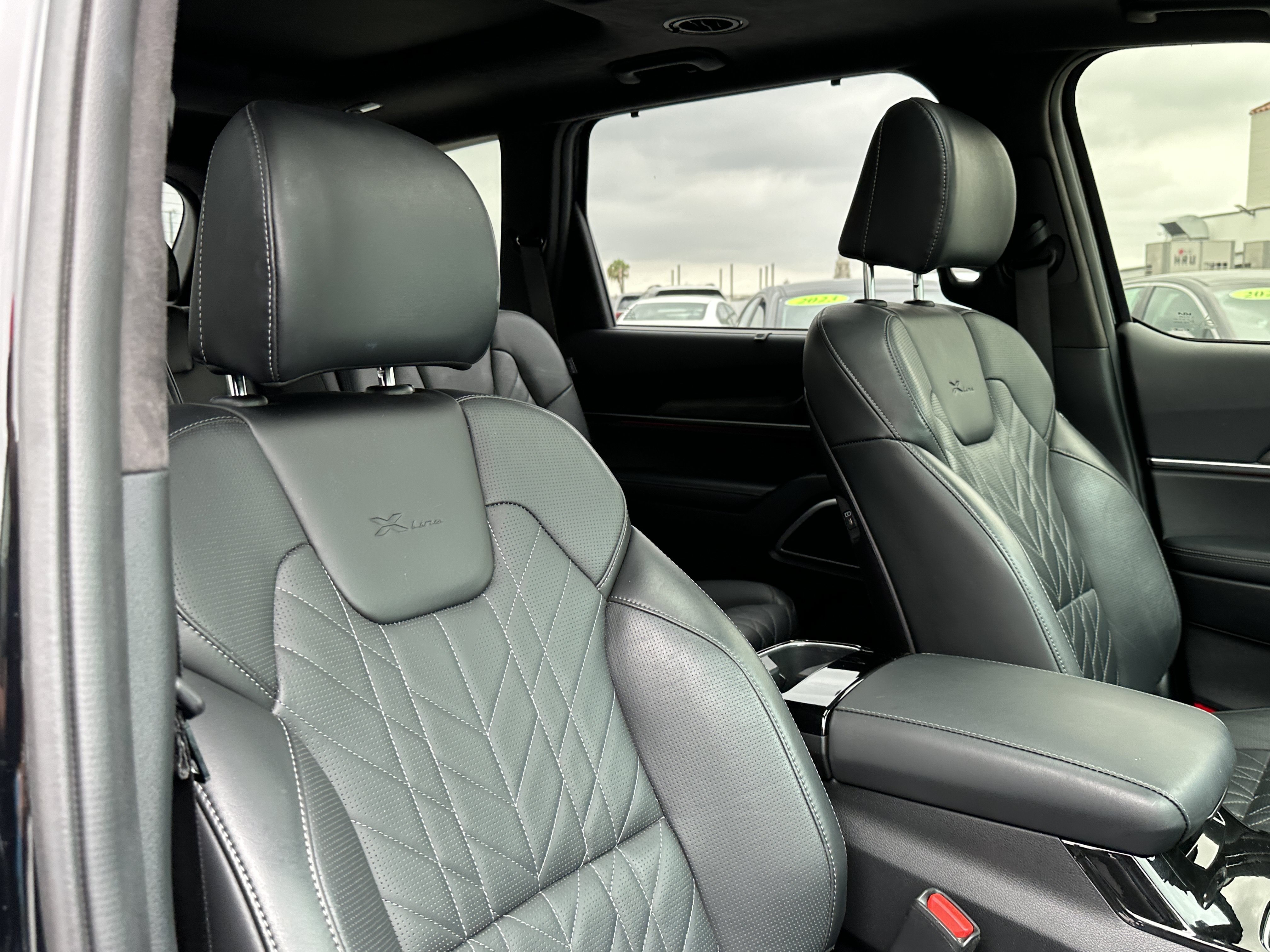 Used 2025 Kia Telluride SX Prestige X-Line AWD/4WD image 17
