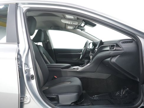 Used 2024 Toyota Camry LE image 11