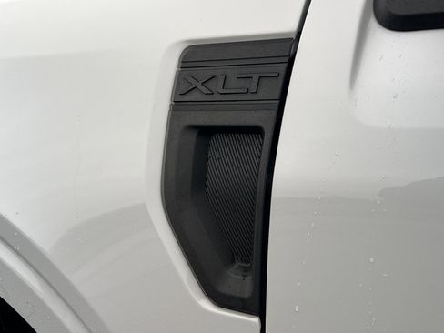 Used 2024 Ford Maverick XLT w/ XLT Luxury Package image 10