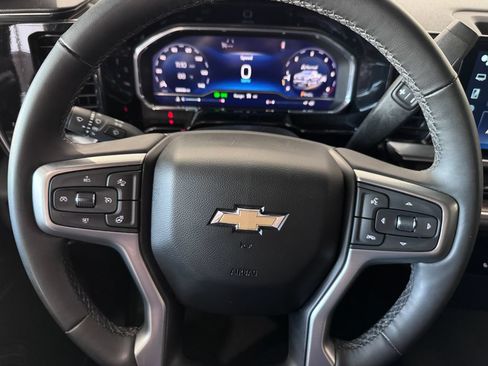 Certified 2024 Chevrolet Silverado 1500 LT AWD/4WD image 15