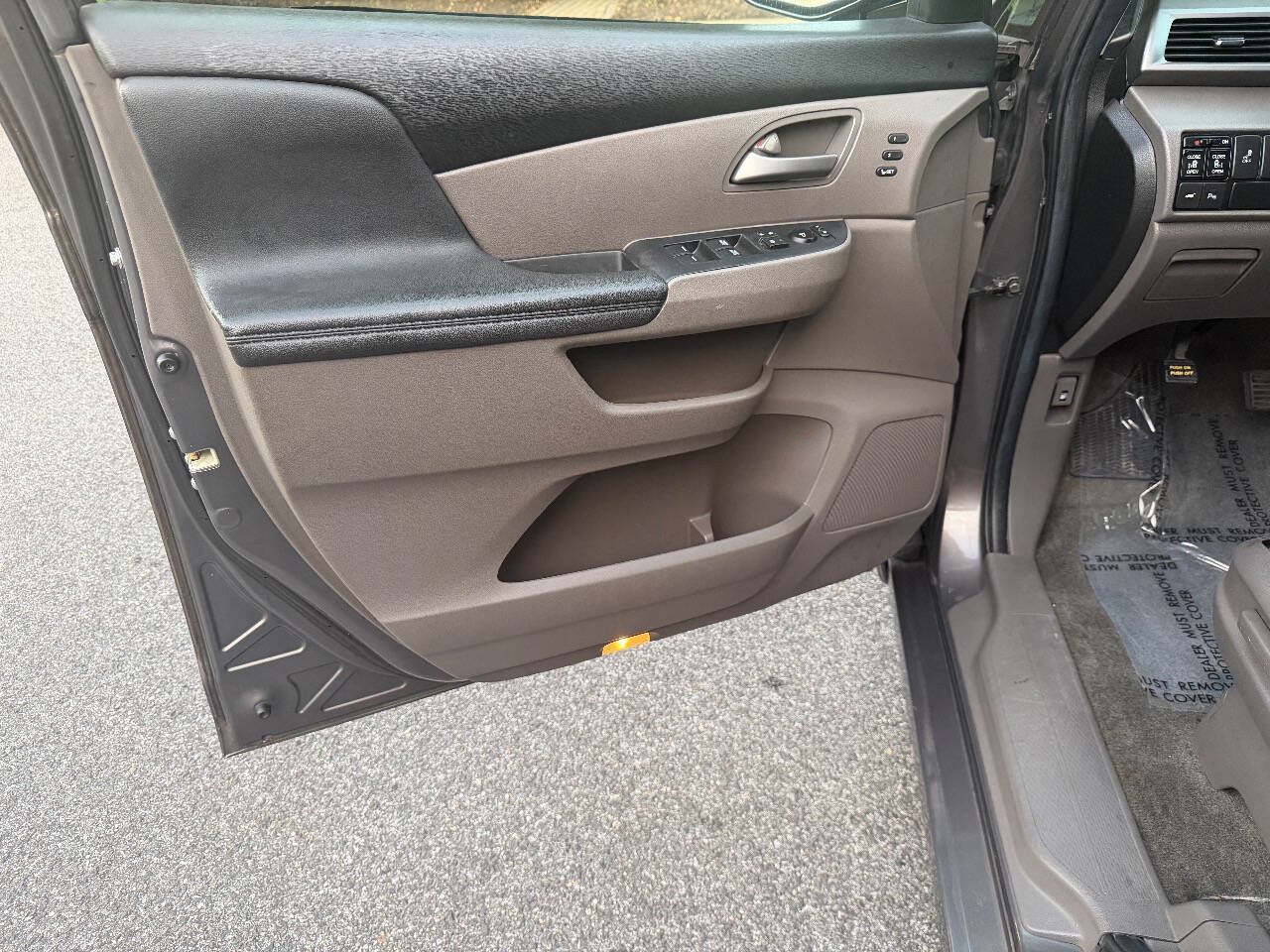 Used 2012 Honda Odyssey Touring image 7