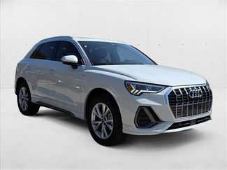 New 2025 Audi Q3 2.0T Premium w/ Convenience Package video 3