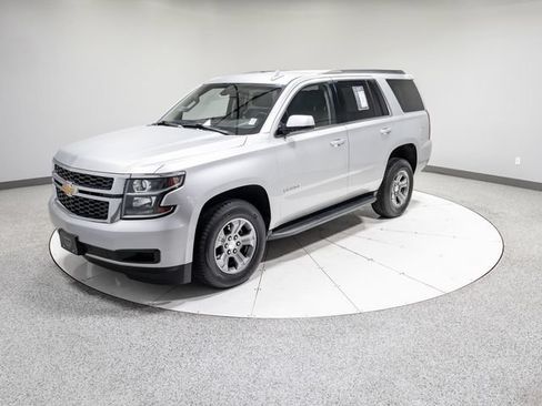 Used 2018 Chevrolet Tahoe LS w/ Skid Plate Package AWD/4WD image 31