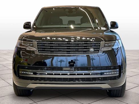 New 2025 Land Rover Range Rover SE image 4
