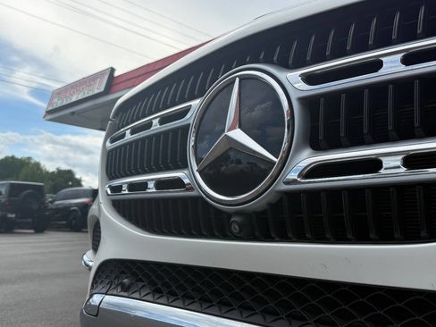 Used 2024 Mercedes-Benz GLE 350 4MATIC image 13