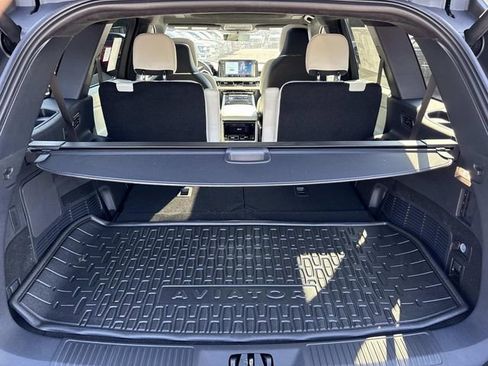 New 2025 Lincoln Aviator Black Label w/ Jet Appearance Package image 12