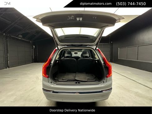 Used 2024 Volvo XC90 B6 Plus image 44