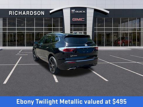 Used 2023 Buick Enclave Essence w/ Sport Touring Edition AWD/4WD image 3