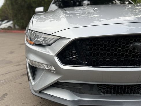 Used 2020 Ford Mustang GT image 5