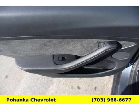 Used 2023 Tesla Model 3 Standard Range image 19