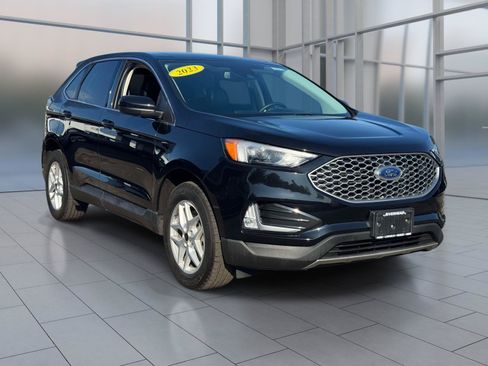 Used 2023 Ford Edge SEL w/ Convenience Package AWD/4WD image 2