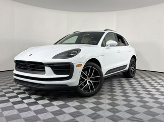 Certified 2023 Porsche Macan AWD/4WD video 1
