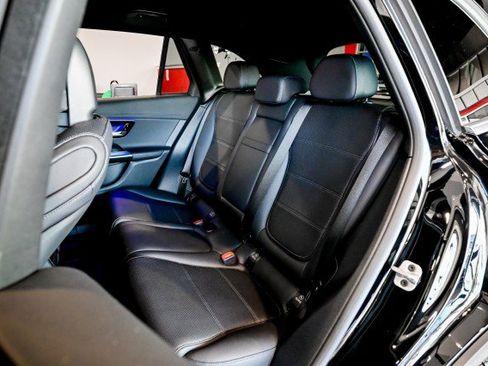 Used 2023 Mercedes-Benz GLC 300 4MATIC image 19