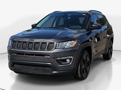 Used 2021 Jeep Compass Latitude FWD image 11