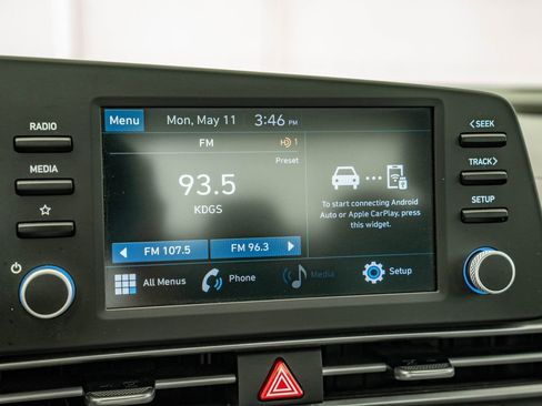 Used 2021 Hyundai Elantra SE FWD image 30