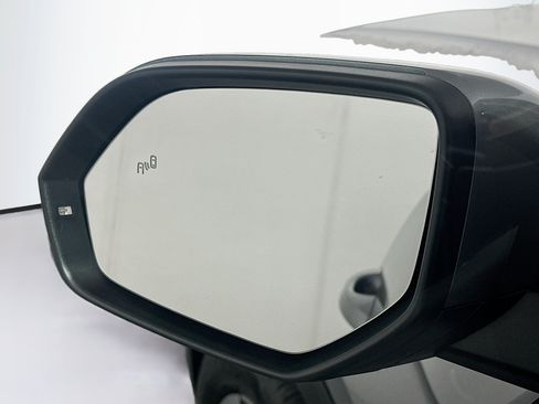 Used 2026 Volkswagen Atlas SE FWD image 16