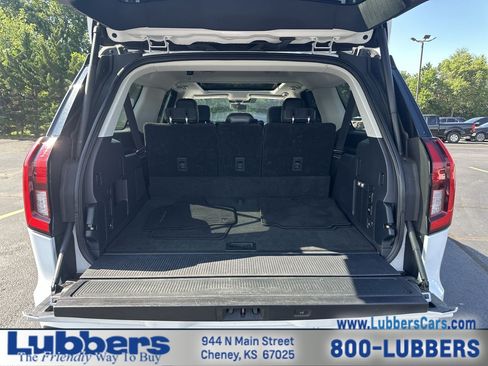 Used 2025 Ford Expedition Max Platinum AWD/4WD image 24