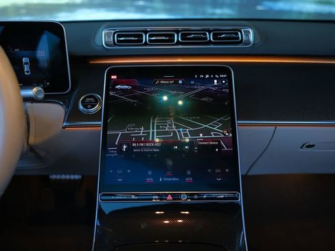 Used 2023 Mercedes-Benz S 580 4MATIC Sedan image 19