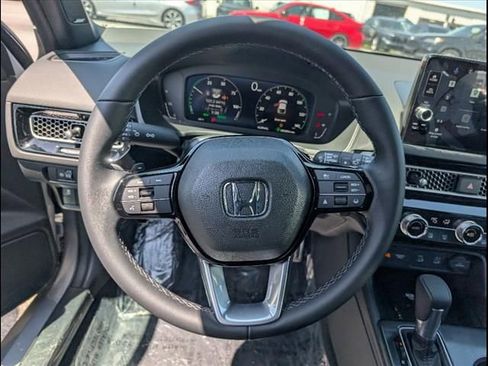 Certified 2025 Honda Civic Sport Touring image 8