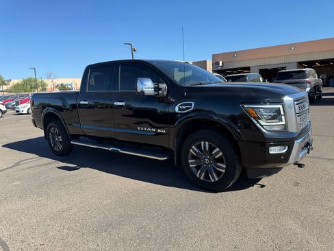Used 2021 Nissan Titan Platinum Reserve w/ Moonroof Package AWD/4WD image 3