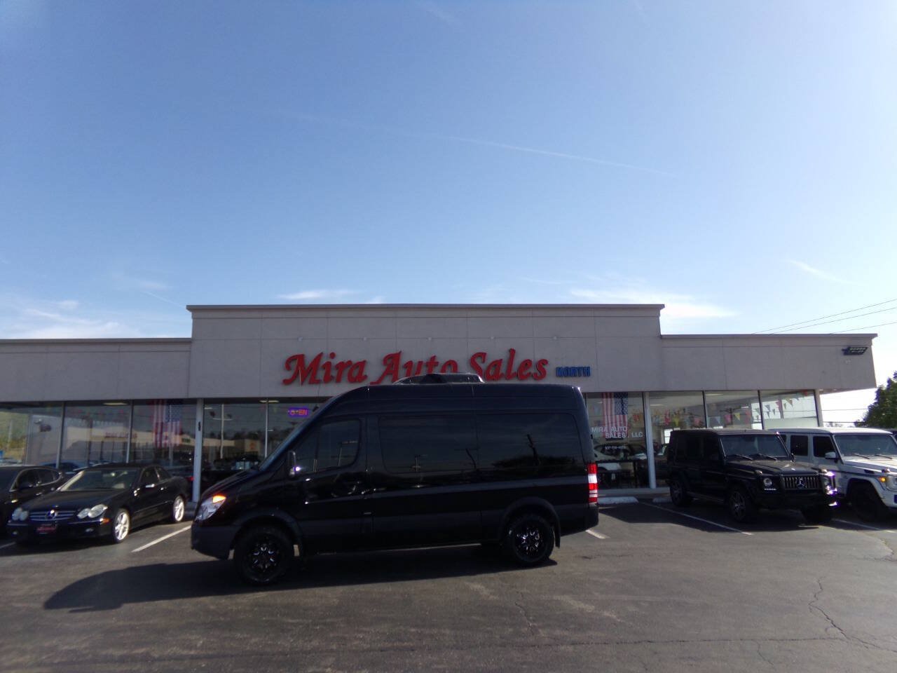 Used 2011 Mercedes-Benz Sprinter 2500 image 1
