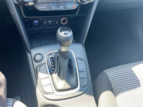 Used 2021 Hyundai Kona SEL Plus FWD image 16