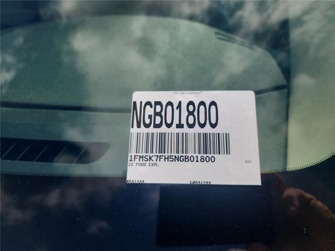 Used 2022 Ford Explorer Limited RWD image 10