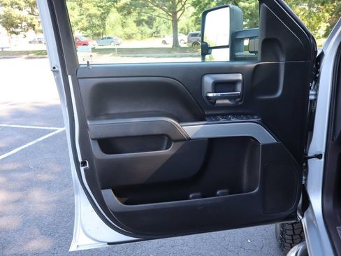 Used 2016 Chevrolet Silverado 2500 LT w/ LT Plus Package AWD/4WD image 23