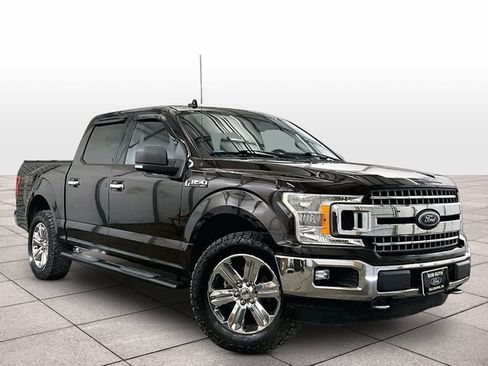Used 2018 Ford F150 XLT w/ Equipment Group 302A Luxury AWD/4WD image 2