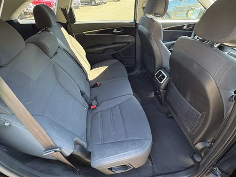Used 2016 Kia Sorento AWD image 31