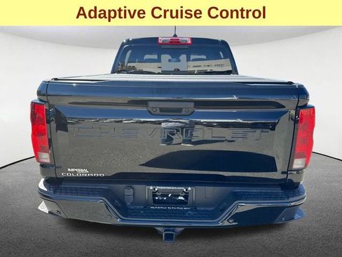 Used 2024 Chevrolet Colorado Trail Boss w/ Technology Package image 9