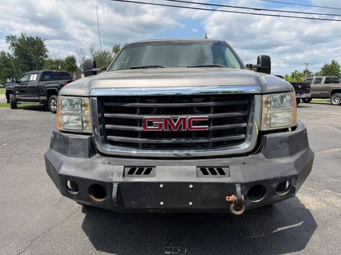 Used 2008 GMC Sierra 3500 SLE w/ Convenience Package AWD/4WD image 11