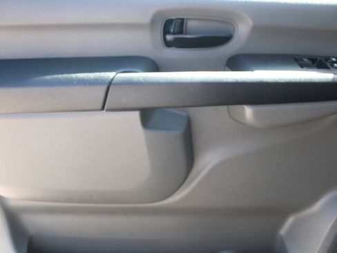 Used 2019 Nissan NV 3500 SV w/ Navigation Package image 23