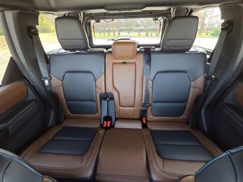 Certified 2024 Ford Bronco Outer Banks image 20