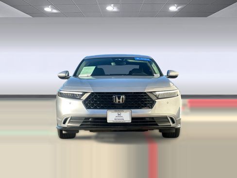 Certified 2025 Honda Accord EX-L image 5