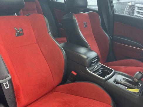 Used 2017 Dodge Charger R/T Scat Pack w/ Dynamics Package RWD image 2