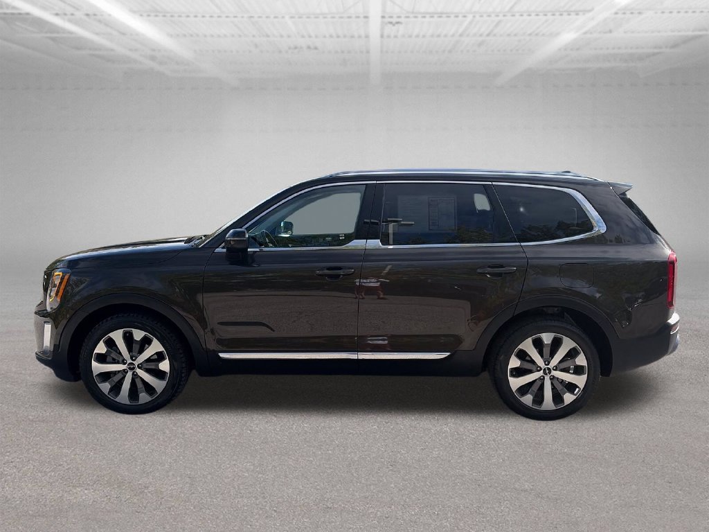 Used 2022 Kia Telluride EX w/ EX Premium Package FWD image 3