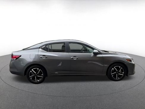 Used 2025 Nissan Sentra SV FWD image 16