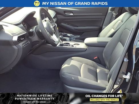 New 2025 Nissan Altima 2.5 SV w/ SV Premium Package image 8