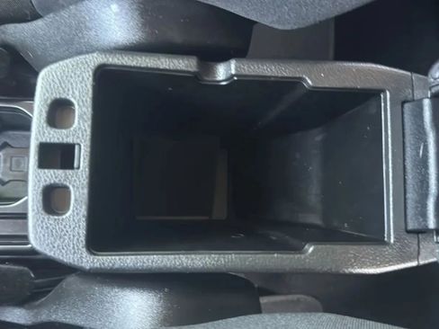 Used 2020 Jeep Renegade Altitude FWD image 17
