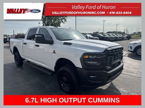 Used 2025 RAM 2500 Tradesman w/ Safety Group AWD/4WD image 1